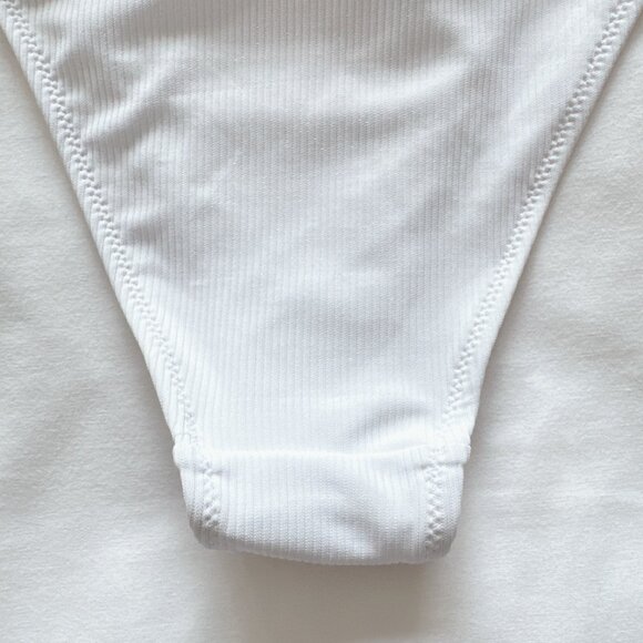 Playboy Misguided bikini bottoms Buckle Ribbed High Cheeky Waist Size 8 swimsuit - Picture 9 of 13